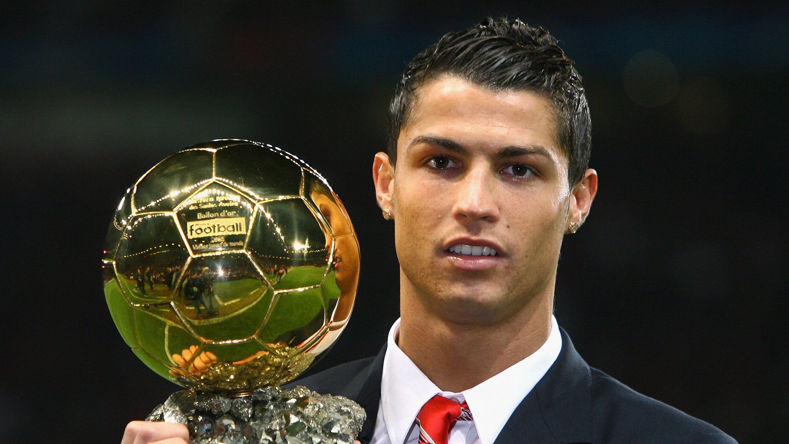 赛道新王加冕，莱奥F1揭幕战之夜刷新历史纪录